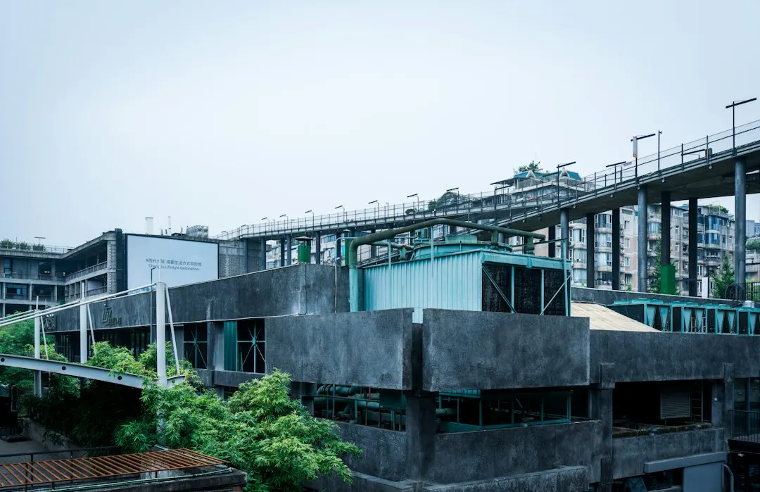 小众秘境摄影之旅vs传统旅行团：云上优途产品路线与服务优势对比