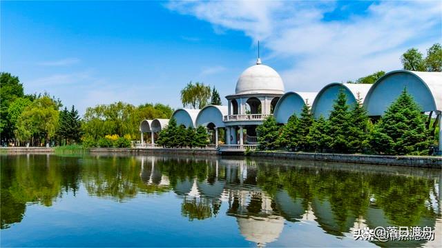 适合七八月旅游的城市(适合七八月旅游的城市有哪些)