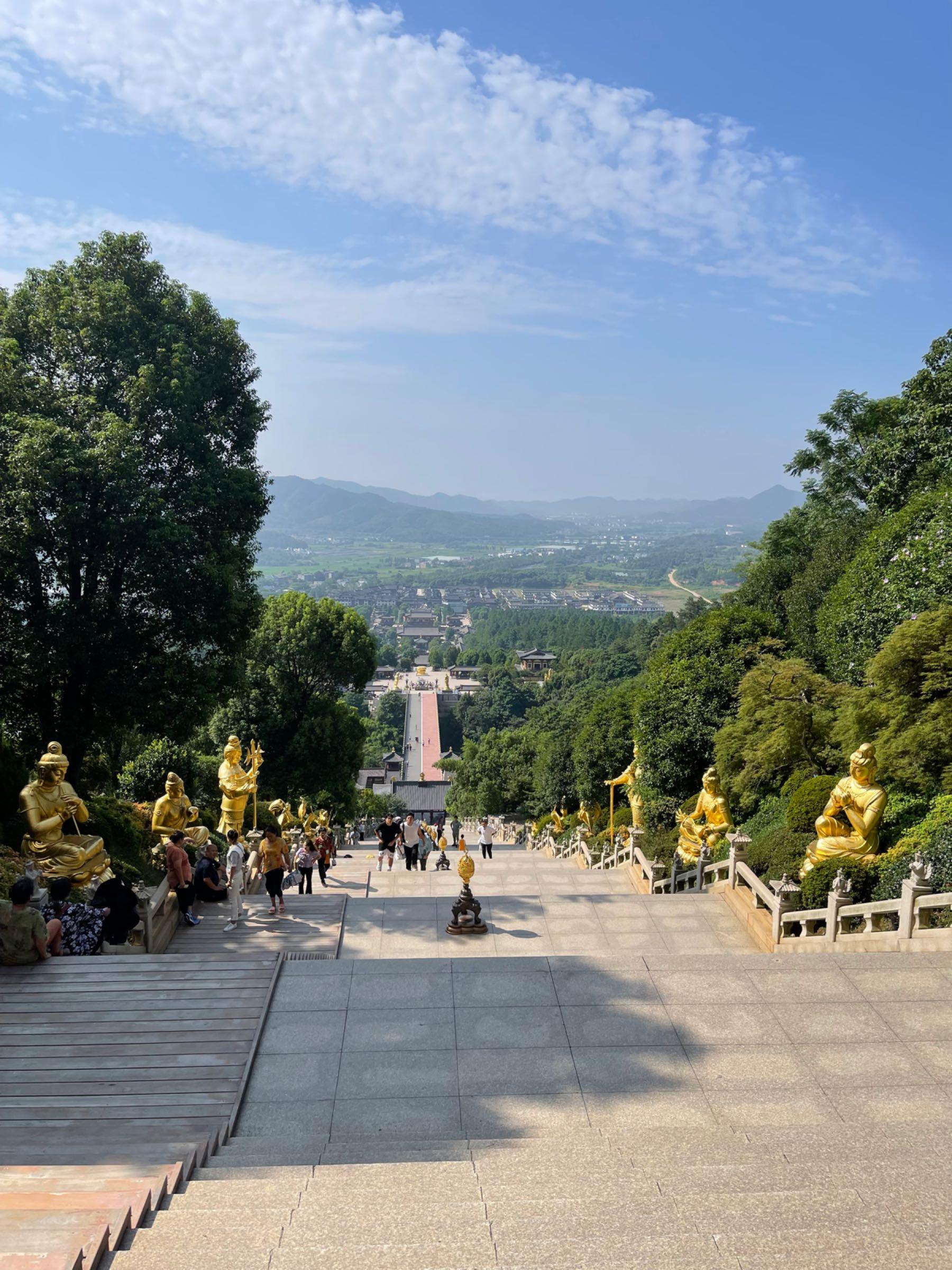 江西附近的旅游景点(江西附近的旅游景点排行)