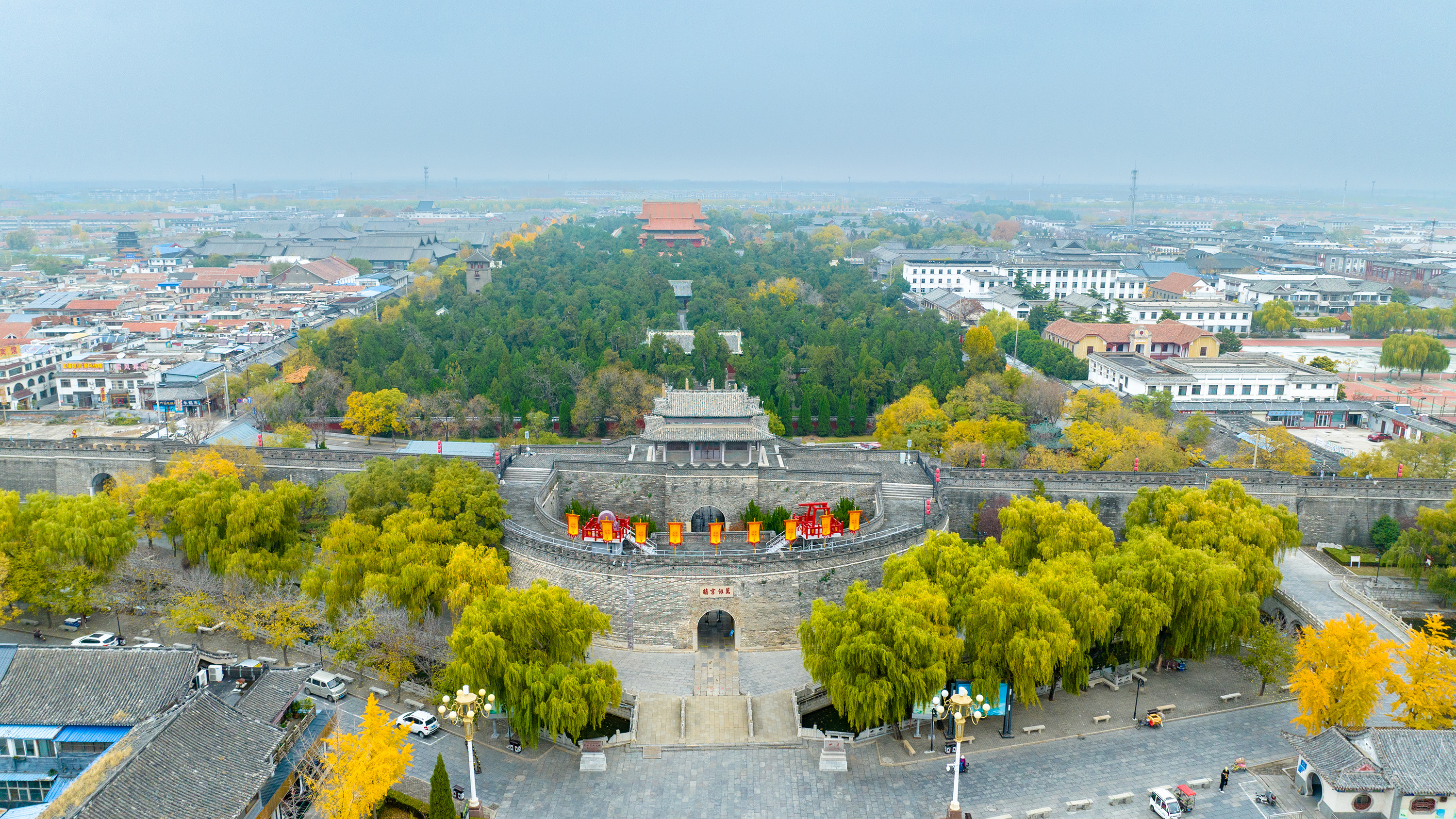 济宁曲阜旅游景点(济宁曲阜旅游景点有夜景吗)