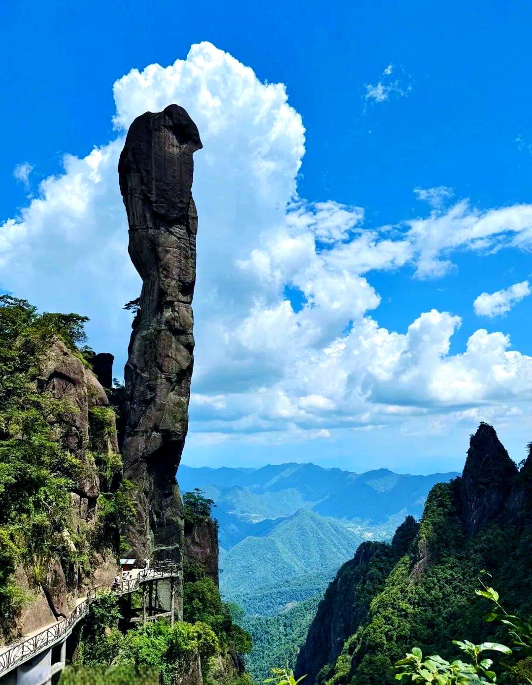 上饶市旅游景点有哪些(江西上饶旅游景点分布图)
